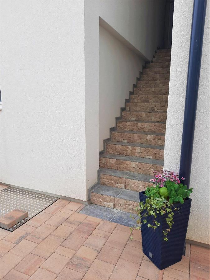 Apartman Bamboo นิน ภายนอก รูปภาพ